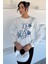 Kadın Bisiklet Yaka Baskılı Taş Işlemeli Sweatshirt P-00018484 2