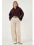 Pamuklu Relaxed Fit Geniş Paça Dikiş Detaylı Kemerli Pantolon Bayan Pantolon 68351208 2