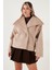 Oversize Geniş Yaka Çıtçıt Düğmeli Astarlı Peluş Mont Bayan Mont 6839623 4