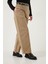 Pamuklu Relaxed Fit Geniş Paça Dikiş Detaylı Kemerli Pantolon Bayan Pantolon 68351208 4