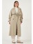 Pamuklu Oversize Kruvaze Yaka Düğmeli Uzun Trençkot Bayan Trençkot 6839605 3