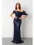 Kadın Lacivert Yaka Detay Boncuklu Uzun Abiye Elbise 1