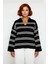 Kadın Polo Yaka Çizgili Akrilik Triko Kazak Relaxed Kalıbı Sayesinde Soğuk Havalara Şıklık Katıyor 1