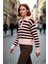 Kadın Orta Kalınlıkta Devrik Yaka Çizgili Düşük Kollu Triko Kışlık Crop Kazak Günlük Şıklık 3