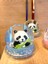 Sevimli Panda Sulu Kalemlik – Mini Kar Küresi Efektli Masa Dekoru (8 Cm) 3