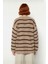 Kadın Çizgili Oversize Triko Kazak Bisiklet Yaka Tasarımı ile Uzun Kollu Kış Günlerinin Yıldızı 3