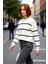 Kadın Soğuk Havalar Için Oversize Çizgili Triko Kazak Bisiklet Yaka Düşük Kol Şık ve Modern 4