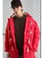 Kapüşonlu Uzun Şişme Kırmızı Mont 1