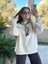 Fularlı Leopar Krem Sweatshirt 2