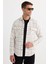 Erkek Slim Fit Dar Kesim Spor Yaka Çift Cep Kapaklı Kareli Gömlek 1