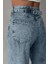 Baggy Yıkamalı Toka Detaylı Bol Kesim Kadın Jean – Rahat Form, Geniş Paça, Modern Salaş Stil 8