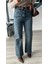 Mavi Yıkamalı Likralı Straight Jean 4