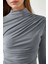 Kadın Dik Yaka Büzgü Detaylı Sandy Bluz Grey 11