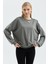 Kadın Oversize Yuvarlak Yakalı Örme Sweatshirt 3