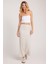 Kadın Slim Fit Dar Kesim Yırtmaçlı Bej Etek 4