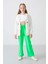 Neon Yeşil Cepli Ön Dikiş Detaylı Geniş Paça Kız Çocuk Eşofman Altı -75144 1