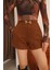 Kahverengi Süet Toka Kemer Detaylı Mini Şort 1