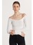 Kadın Modal Kumaş Slim Fit Dar Kesim Uzun Kollu Kayık Yaka Ekru Bluz 1