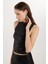 Kadın Slim Fit Dar Kesim Sıfır Kol Payetli Halter Yaka Siyah Bluz 3