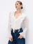 Boueni V-Yaka Crop Boy Regular Fit Ekru Renk Kadın Bluz 2