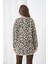 Kadın Tesettüre Uygun Midi Boy Uzun Kol Önden Düğmeli Leopar Desenli Spor Şık Triko Ceket 4