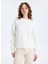 Bisiklet Yaka Loose Fit Düz Örgü Desenli Ekru Kazak Kadın J5WL-KZK7153 1