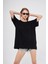 Siyah Baskısız Düz Bisiklet Yaka Kadın Oversize T-Shirt 2