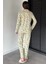 Kadın Ön Düğmeli Desenli Uzun Kol Pijama Takımı P-00018724 4