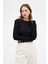 Siyah Premium/Viskoz Yumuşak Kumaşlı Parmak Geçmeli Crop Bluz 8162A 8