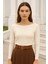 Kadın Bej Kayık Yaka Uzun Kollu Bluz 1