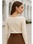 Kadın Bej Kayık Yaka Uzun Kollu Bluz 7