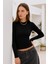 Kadın Siyah Bisiklet Yaka Esnek Kumaşlı Vücuda Oturan Slim Fit Uzun Kollu Crop Body 4
