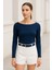 Kadın Lacivert Kayık Yaka Uzun Kollu Bluz 2