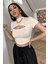 Kadın Ekru Göğüs Dekolteli Yarım Kollu Cut Out Crop Top Bluz 1