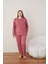 Kadın Kışlık Büyük Beden Curve Nakışlı Desenli Yakası Düğmeli Uzun Kollu Pijama Takımı 4