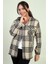 Kadın Kapüşonlu Ekose Desenli Metal Düğmeli Cepli Gömlek 3