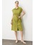 Keten Görünümlü Kuşaklı Elbise-Yeşil 4