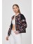 Çiçek ve Geometrik Desenli Nakışlı Ceket 4