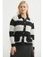 Yünlü Renk Çizgili Cepli Triko Hırka - Siyah 2