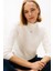 Kadın Essential Slim Fit Balıkçı Yaka Kazak - Kırık Beyaz 4