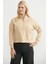 Dik Yaka Kanguru Cepli Crop Sweatshirt - Bej 4