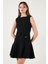 Pamuklu Regular Fit Bisiklet Yaka Düğme Detaylı A Kesim Mini Elbise Bayan Elbise 6525687 3