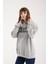 Kadın Kabartma Baskılı Oversize Sweatshirt 3
