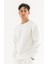 Erkek Beyaz Sweatshirt Bisiklet Yaka Rahat Kalıp 3 Iplik Şardonlu Nakışlı 2