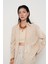 Kadın Açık Bej Dal Şekilli Nakış Işlemeli Gömlek 2