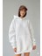 Kadın Oversize Beyaz Sweatshirt 3 Iplik Şardonlu Kapüşonlu Cepli – Rahat Kalıp 1