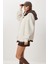 Oversize Kapüşonlu Kontrast Peluş Mont LFG0172 Ekru 3
