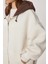 Oversize Kapüşonlu Kontrast Peluş Mont LFG0172 Ekru 4