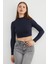 Basic Yarım Balıkçı Yaka Crop Body 6