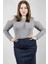 Omuzları Açık Kolyeli Uzun Kol Tişört 1